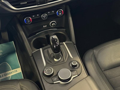 Alfa Romeo Stelvio Stelvio 2.2 Turbodiesel 180 CV AT8 Q4 Executive (17)
