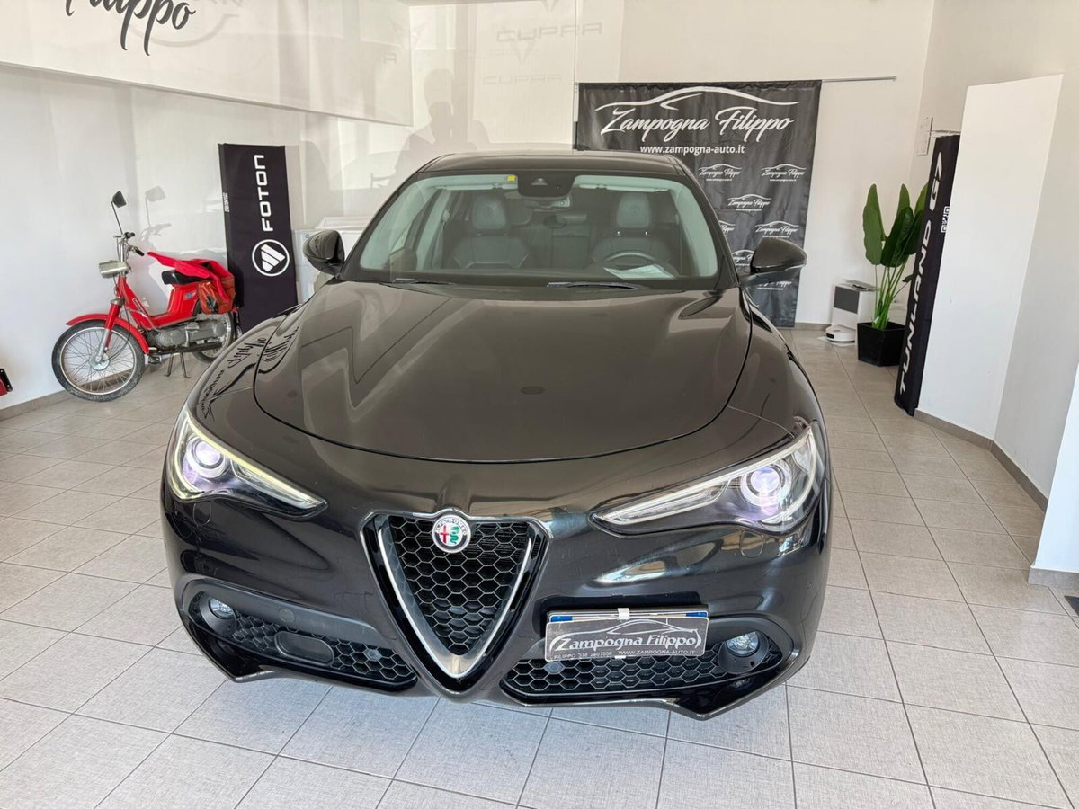 Alfa Romeo Stelvio Stelvio 2.2 Turbodiesel 180 CV AT8 Q4 Executive (2)