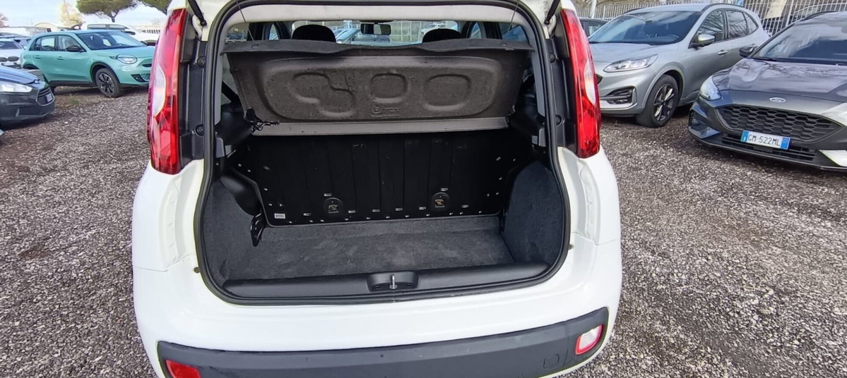 Fiat Panda 1.0 FireFly S&S Hybrid City Cross (8)