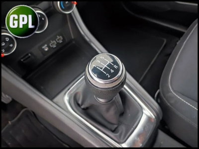 Renault Captur TCe 100 CV GPL FAP Zen (16)