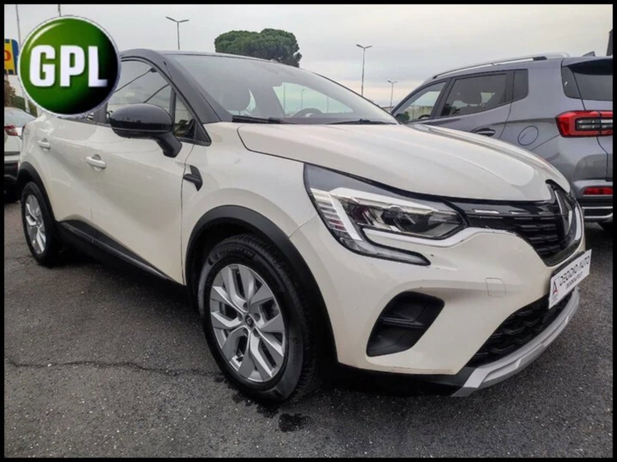 Renault Captur TCe 100 CV GPL FAP Zen (2)