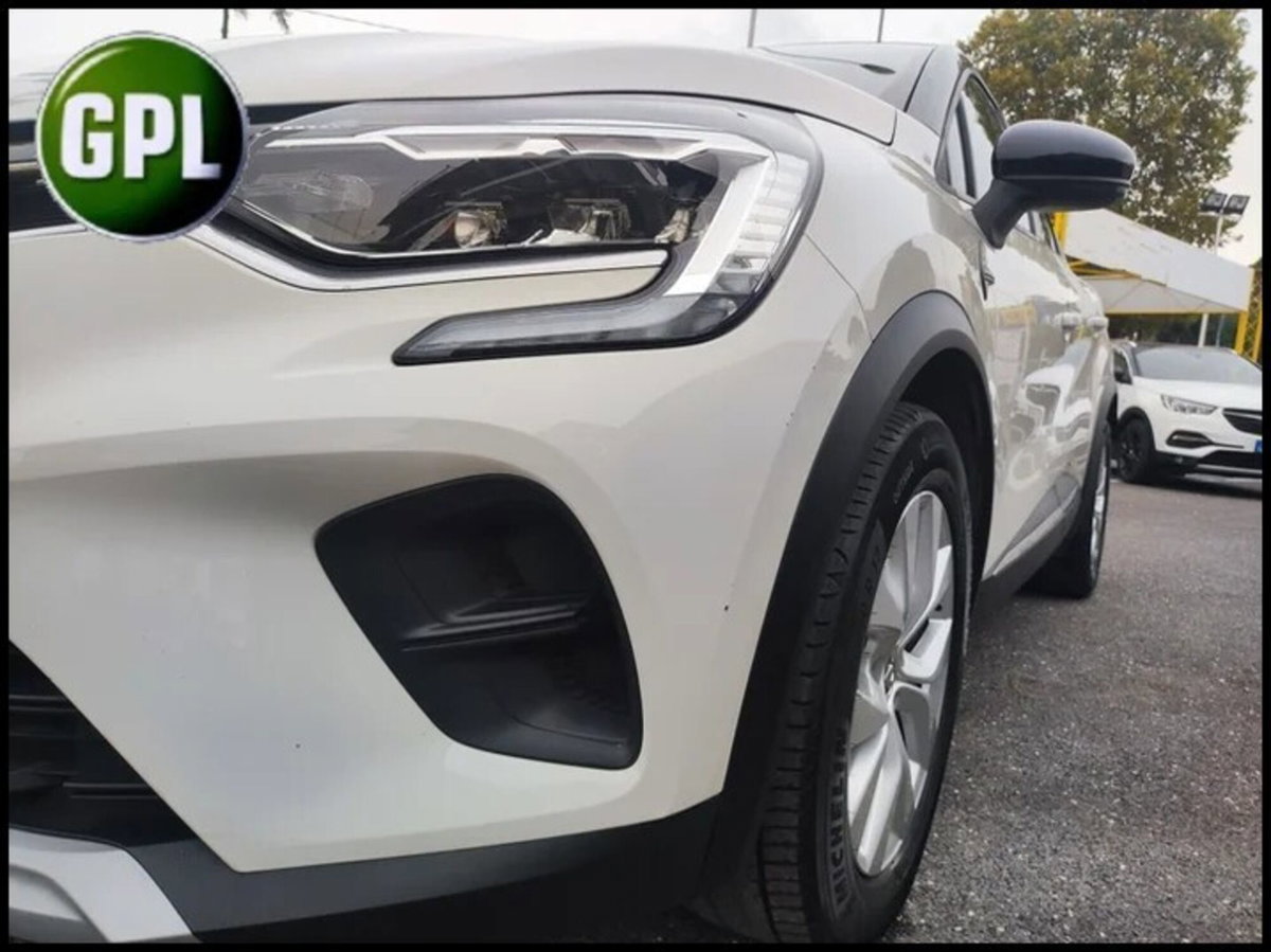 Renault Captur TCe 100 CV GPL FAP Zen (7)