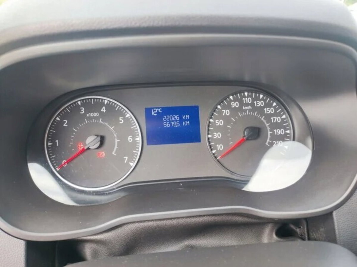 Dacia Duster 1.0 TCe 100 CV ECO-G 4x2 Comfort (6)