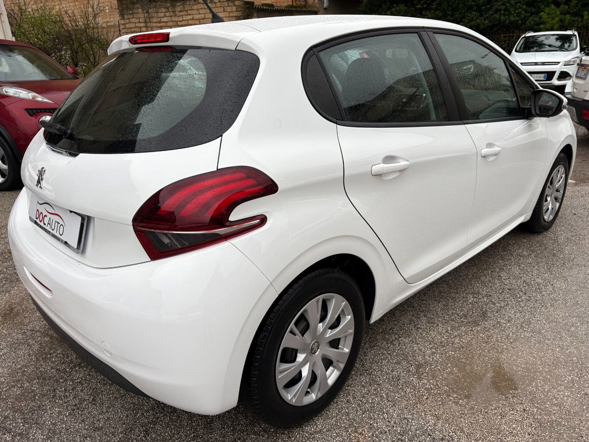 Peugeot 208 82 5 porte Active (6)
