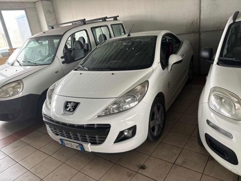 Peugeot 207 Cabrio HDi 110CV CC Féline