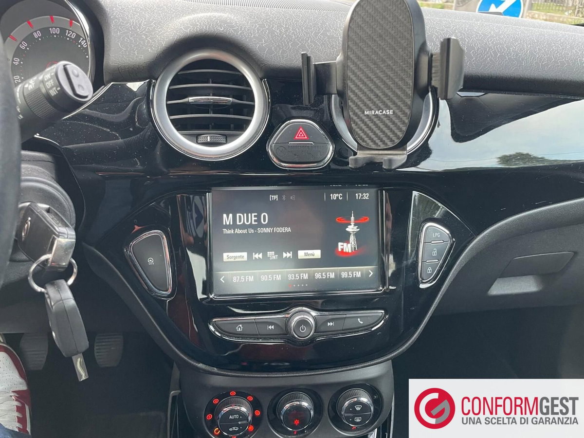 Opel Adam 1.4 87 CV GPL Tech Slam (18)