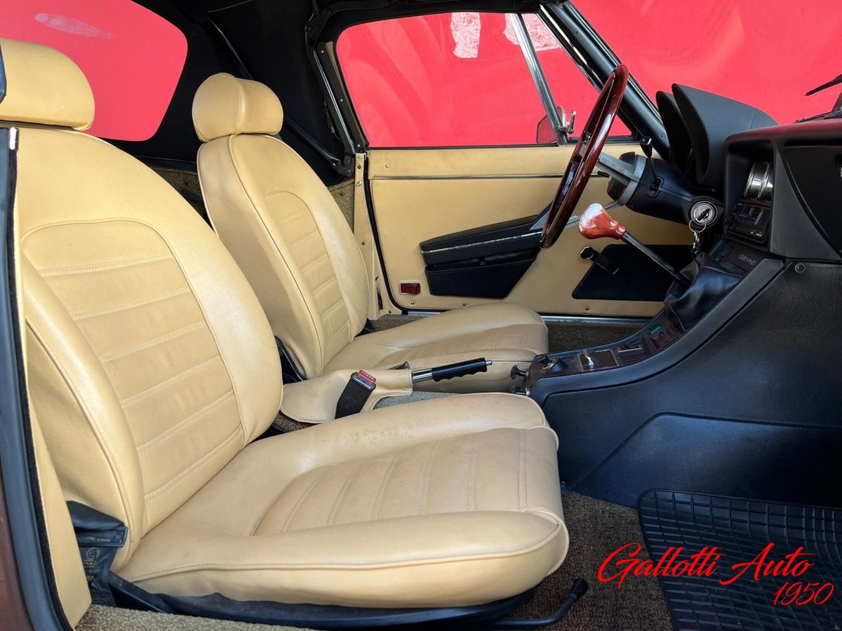 Alfa Romeo Spider 1.6 (11)
