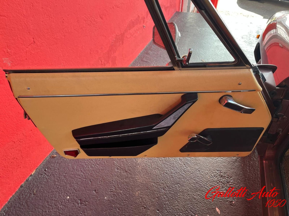 Alfa Romeo Spider 1.6 (15)