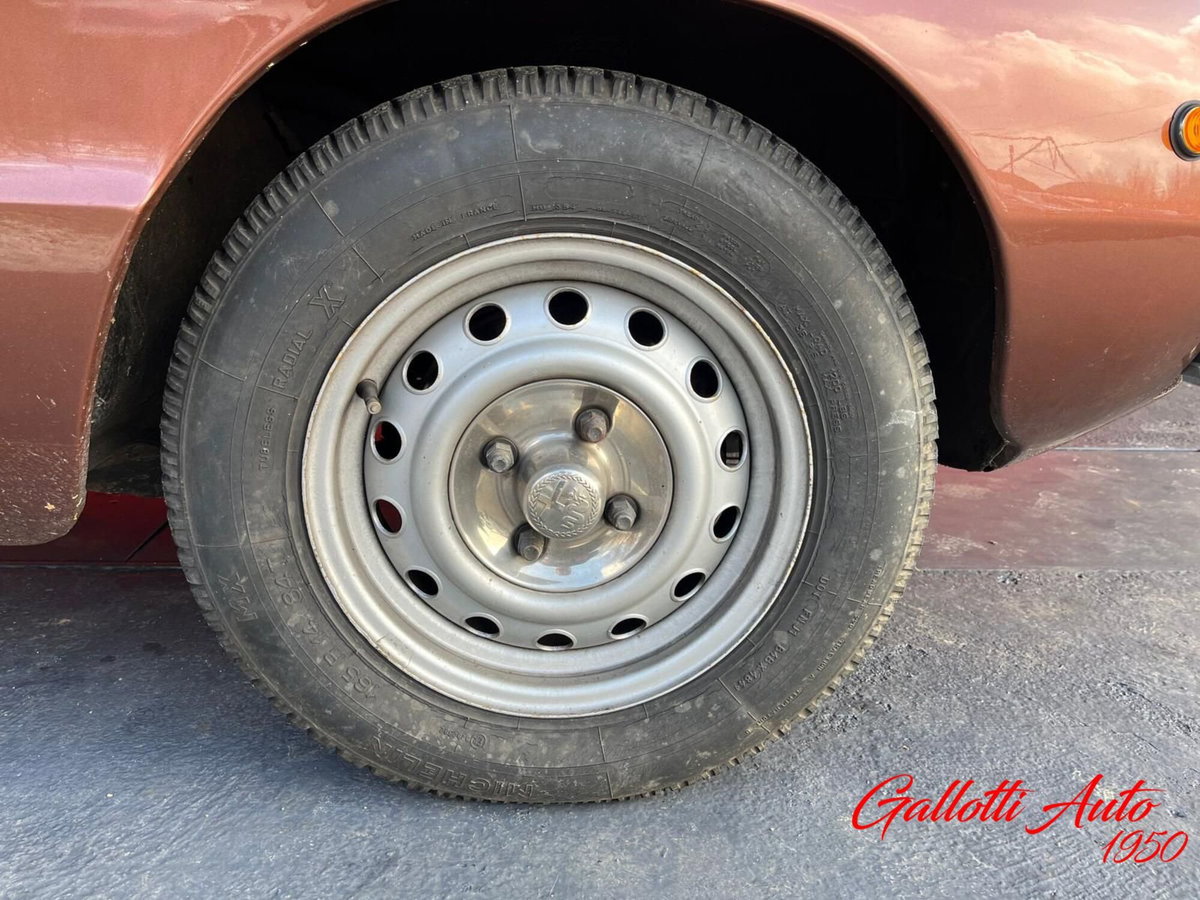 Alfa Romeo Spider 1.6 (17)