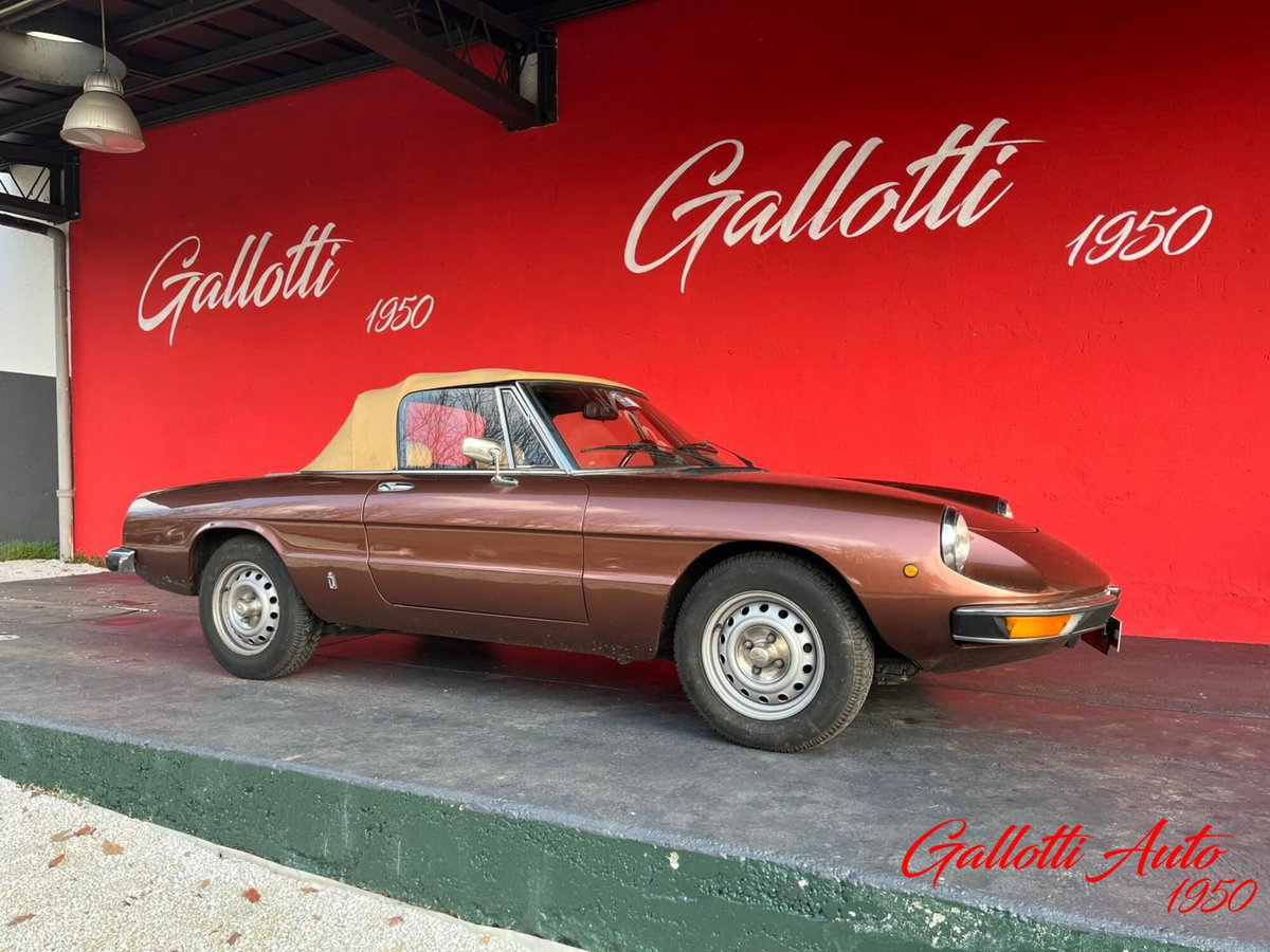 Alfa Romeo Spider 1.6 (7)