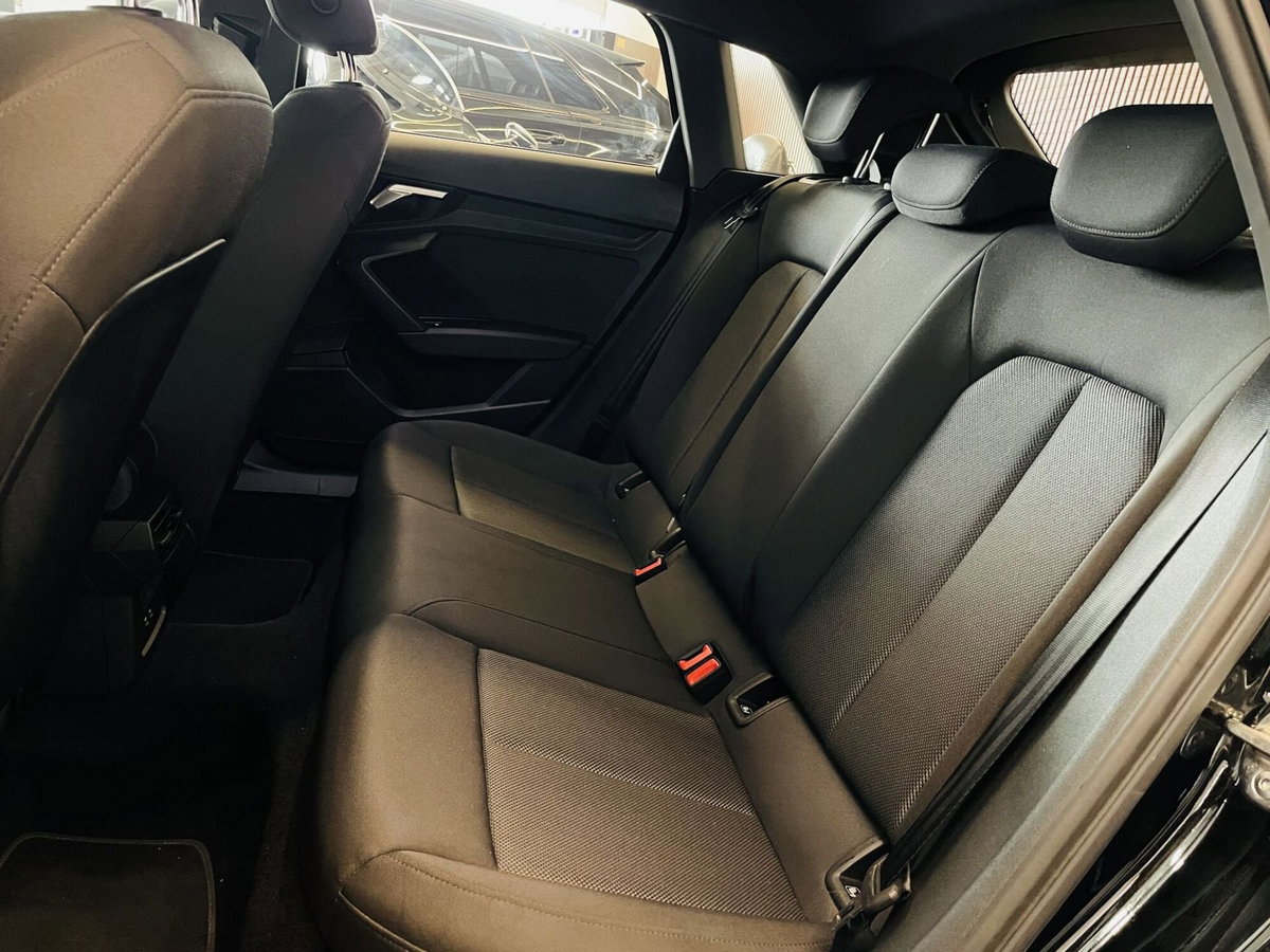 Audi A3 Sportback 40 TFSI e S tronic Business Advanced (11)