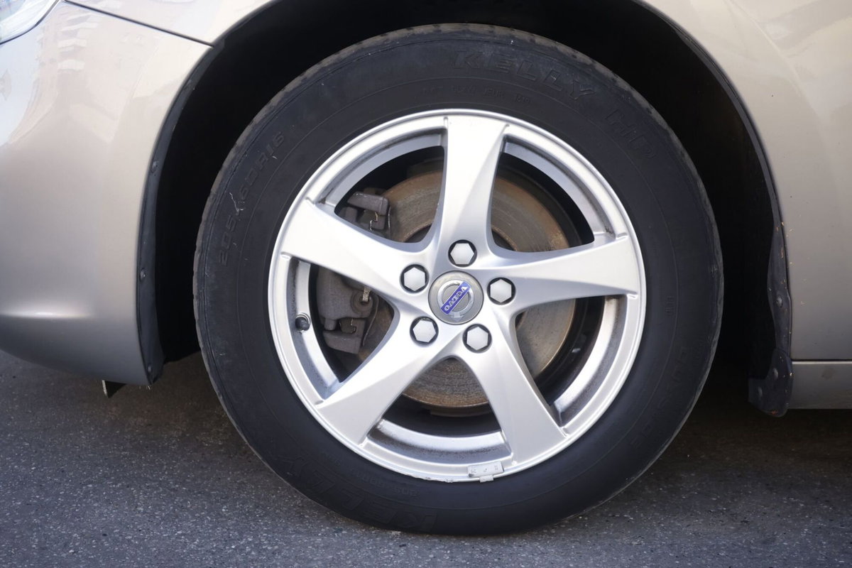 Volvo V60 D2 1.6 Business (5)