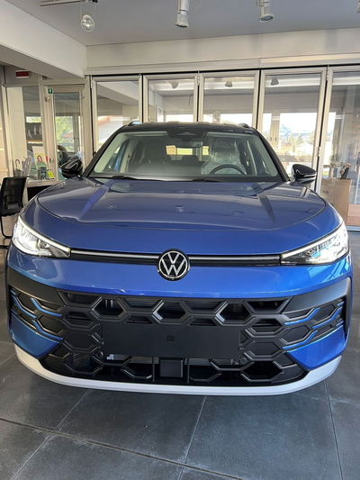 Volkswagen T-Roc 1.5 etsi Life 150cv dsg nuova