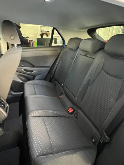 Volkswagen T-Roc 1.5 etsi Life 150cv dsg (10)