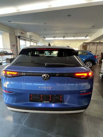 Volkswagen T-Roc 1.5 etsi Life 150cv dsg (4)