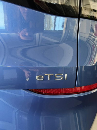 Volkswagen T-Roc 1.5 etsi Life 150cv dsg (5)