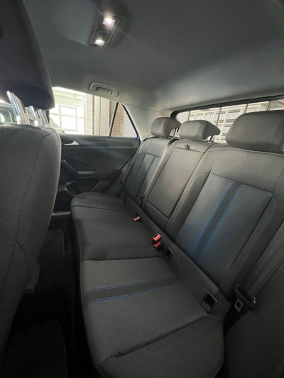 Volkswagen T-Roc 2.0 tdi Style 4motion 150cv dsg (11)