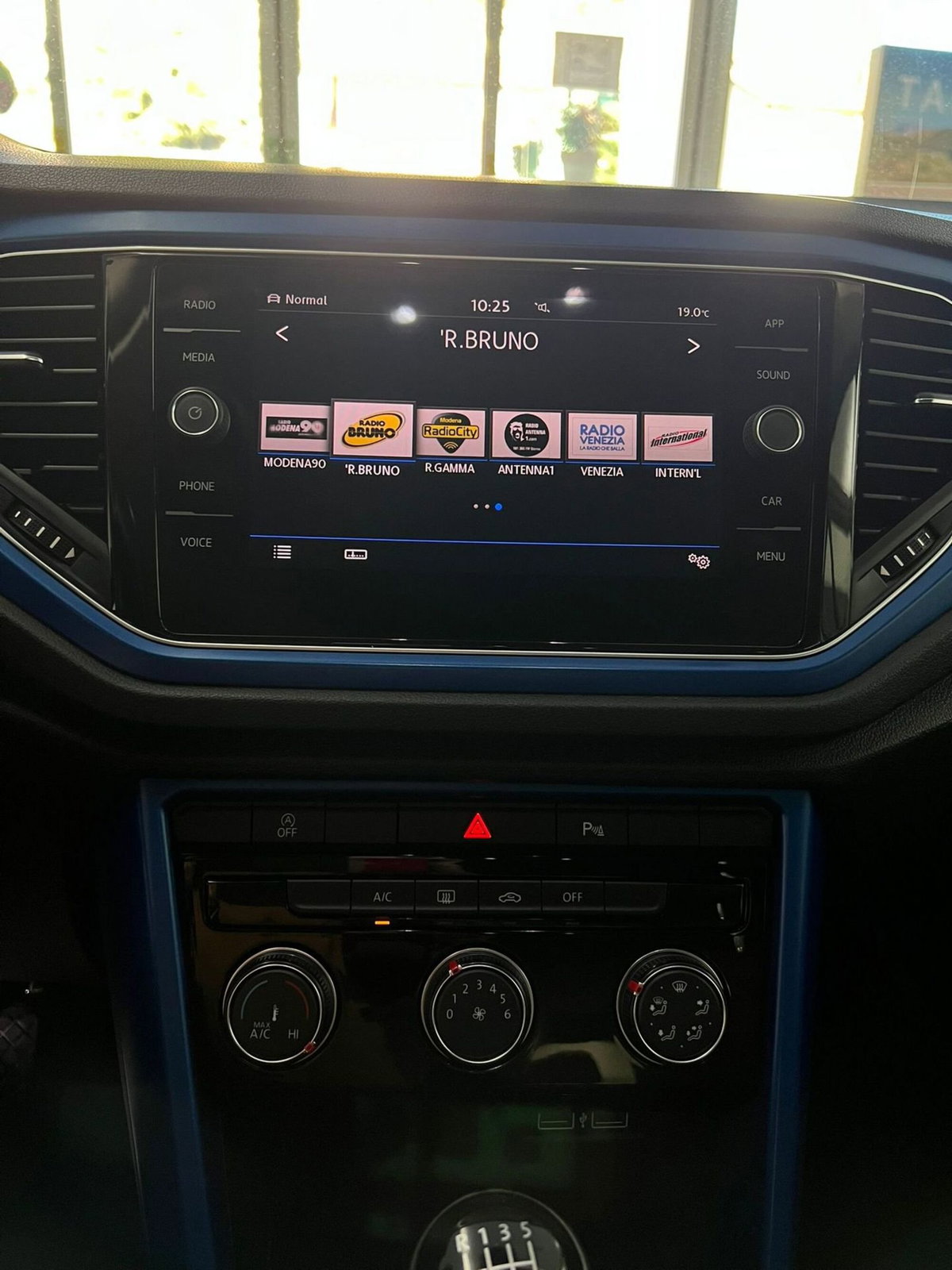 Volkswagen T-Roc 2.0 tdi Style 4motion 150cv dsg (16)