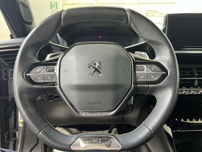 Peugeot 2008 BlueHDi 130 S&S EAT8 GT Line (10)