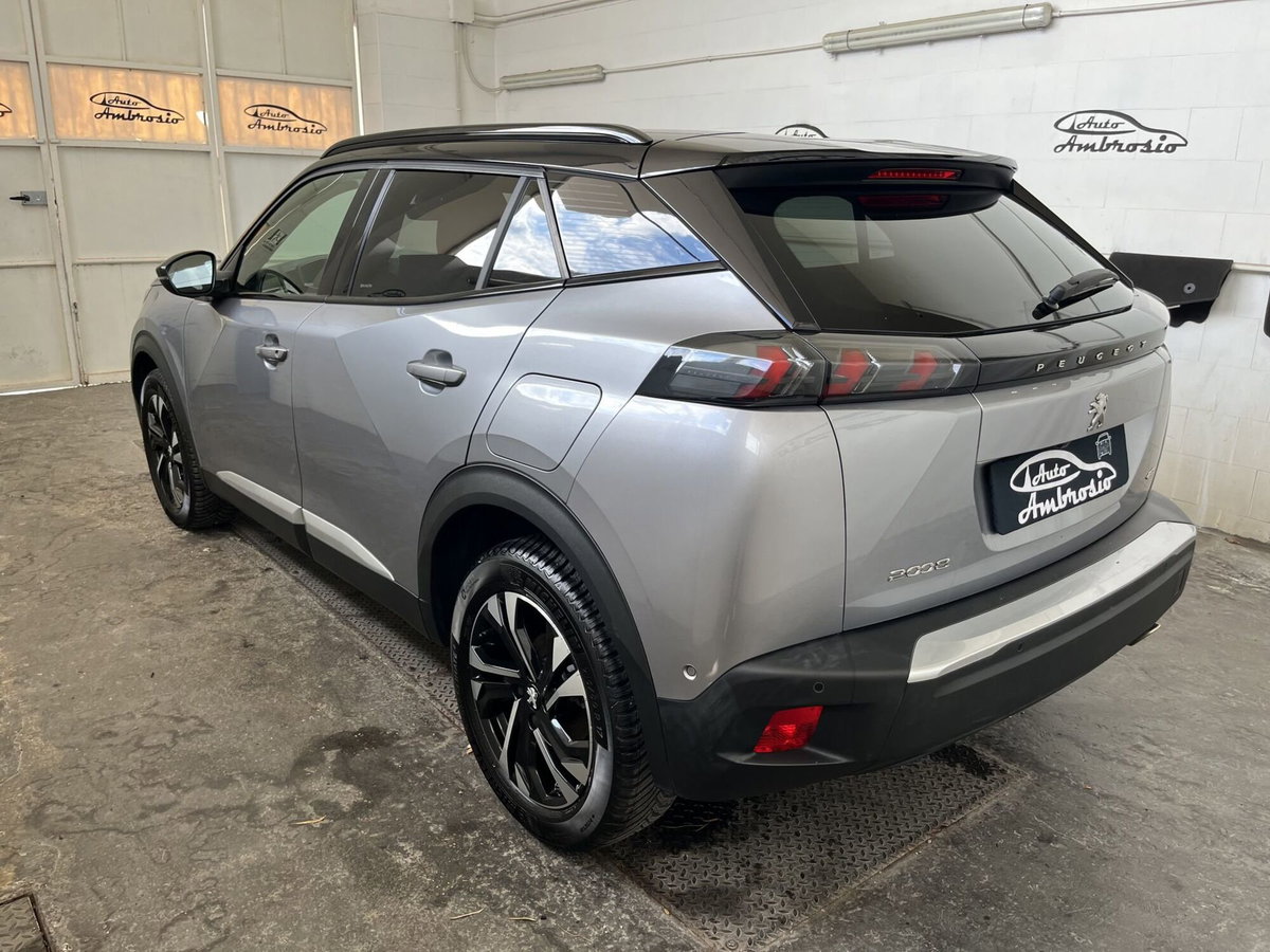 Peugeot 2008 BlueHDi 130 S&S EAT8 GT Line (4)