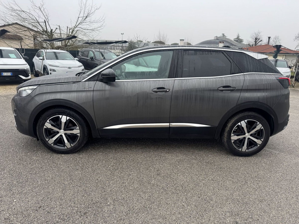 Peugeot 3008 BlueHDi 130 S&S EAT8 GT Line (2)