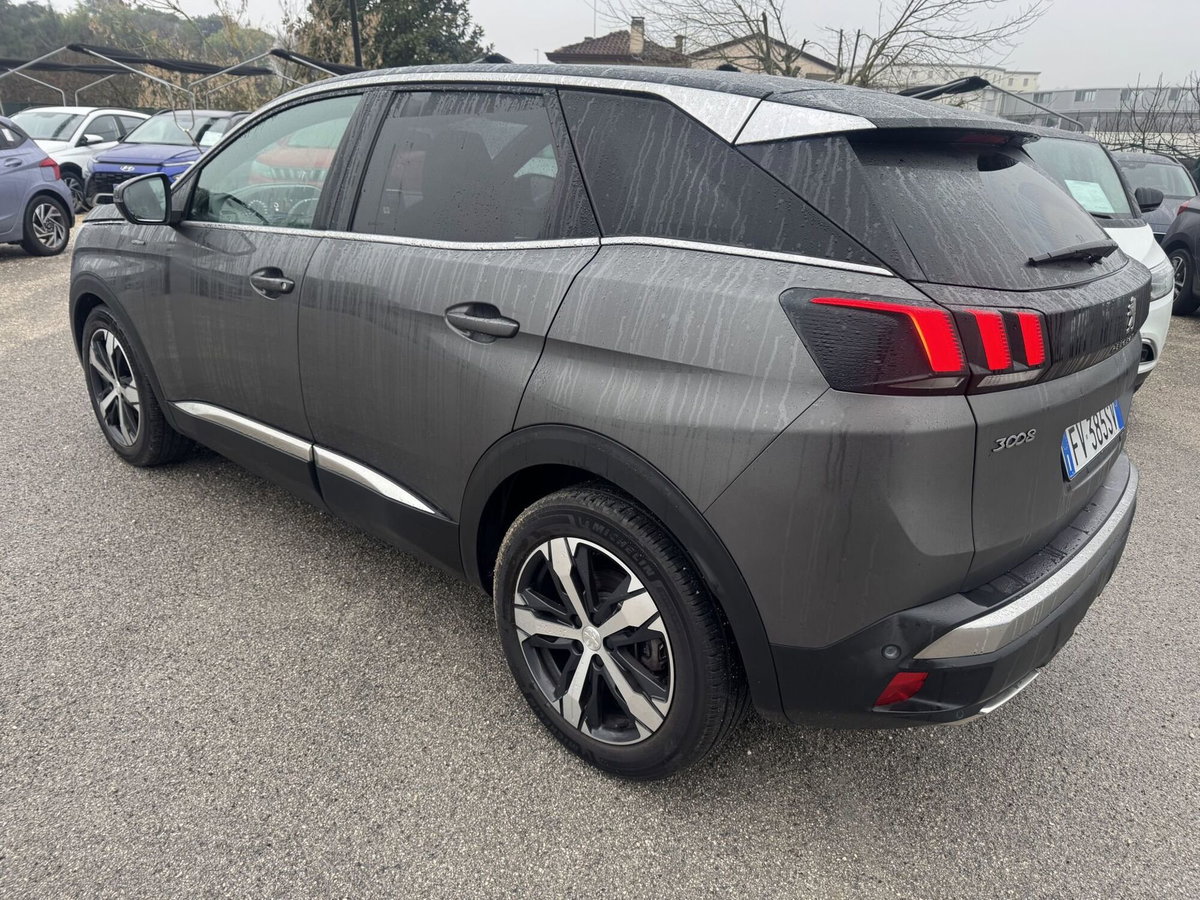 Peugeot 3008 BlueHDi 130 S&S EAT8 GT Line (3)
