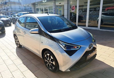Toyota Aygo Connect 1.0 VVT-i 72 CV 5 porte x-cool usata