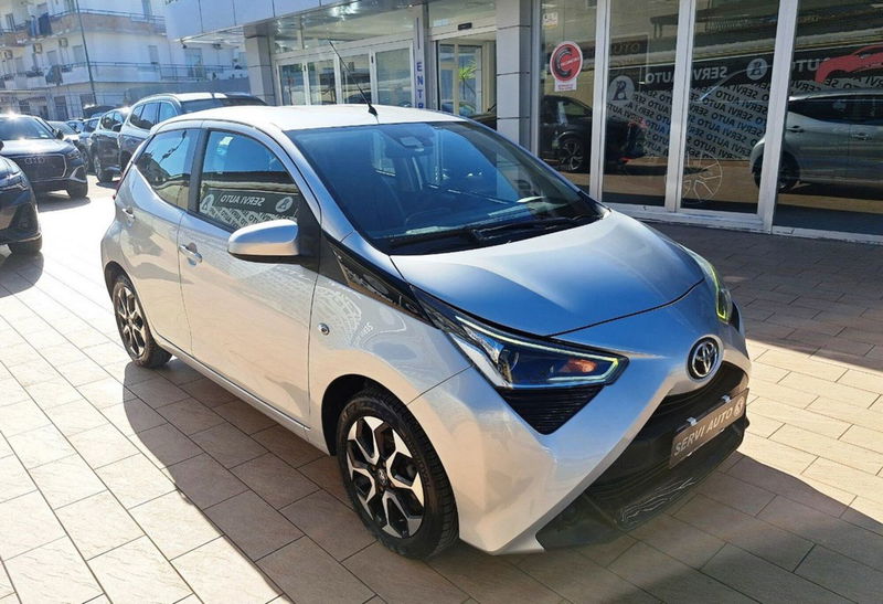Toyota Aygo Connect 1.0 VVT-i 72 CV 5 porte x-cool