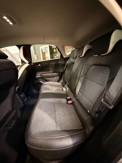 Renault Captur Plug-in Hybrid E-Tech 160 CV Rive Gauche (9)