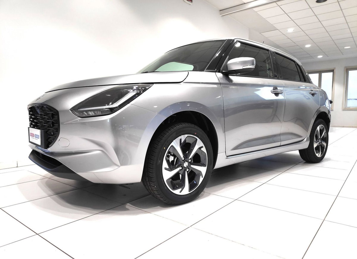 Suzuki Swift 1.2 Hybrid Cool (13)
