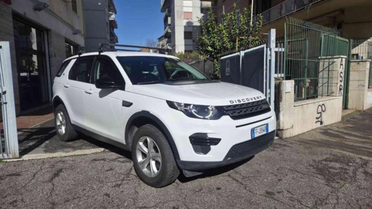 Land Rover Discovery Sport 2.0 TD4 150 CV Deep Blue Edition (3)