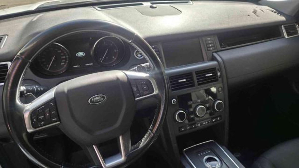 Land Rover Discovery Sport 2.0 TD4 150 CV Deep Blue Edition (7)