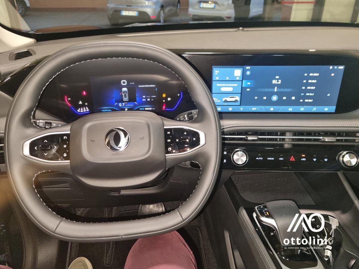 Dongfeng Huge  1.5 t E2 320T auto (11)