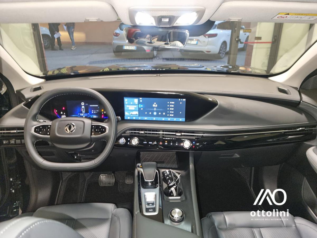 Dongfeng Huge  1.5 t E2 320T auto (7)
