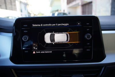 Volkswagen T-Roc 1.0 TSI Life (19)