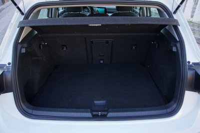 Volkswagen Golf 1.0 TSI EVO Life (12)