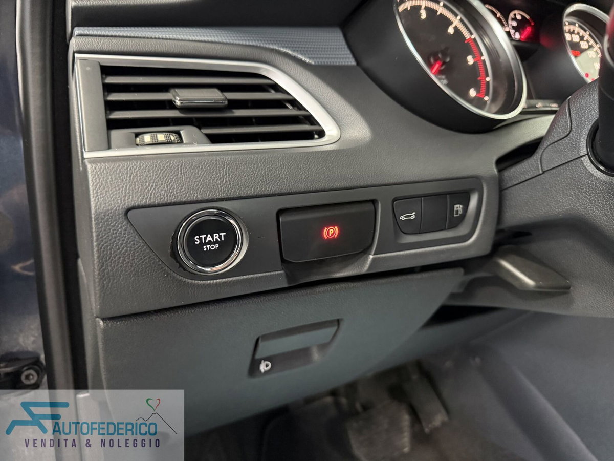 Peugeot 508 BlueHDi 120 EAT6 S&S Feline (9)