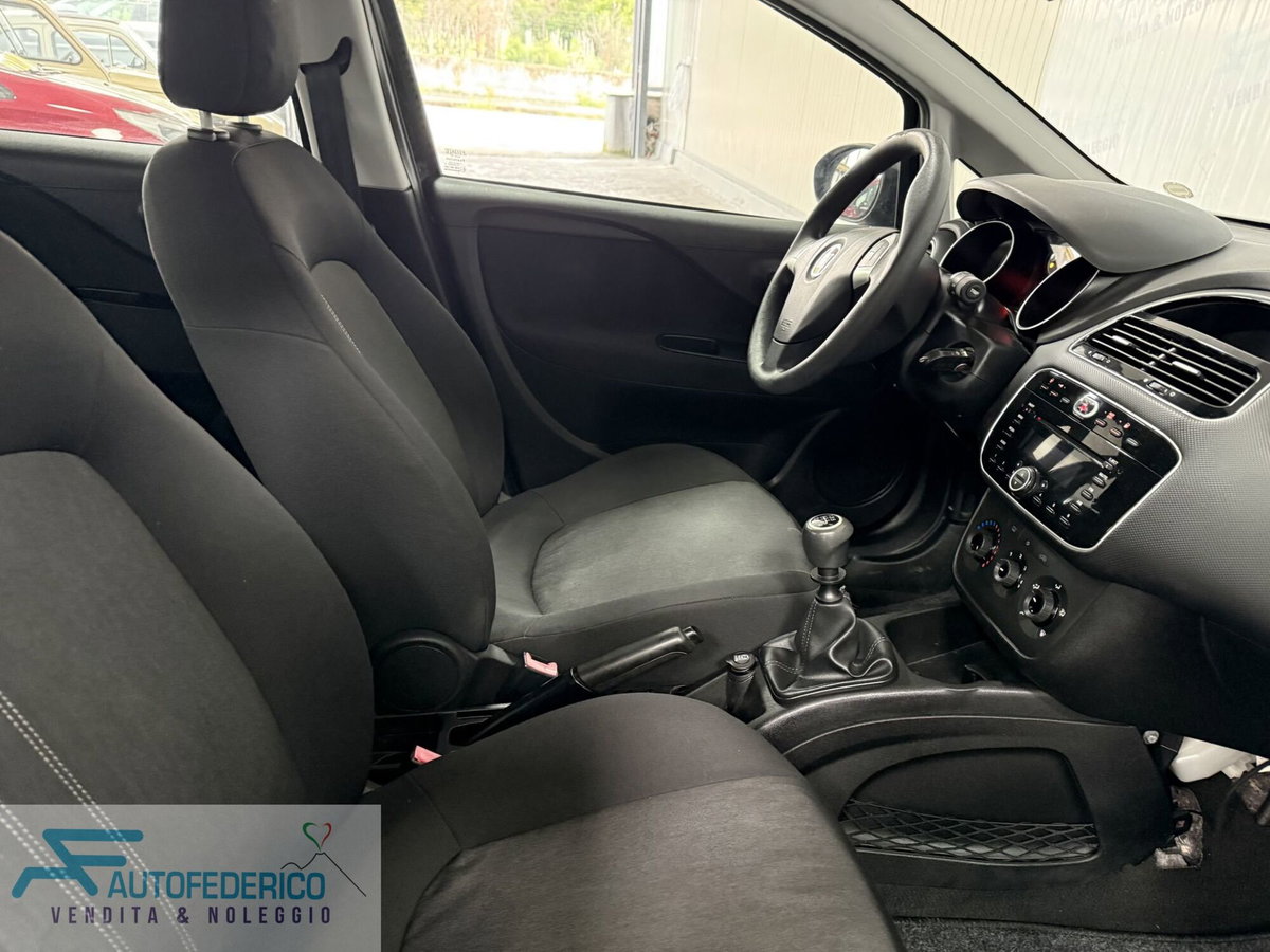 Fiat Punto 1.4 8V 3 porte Natural Power Lounge (8)