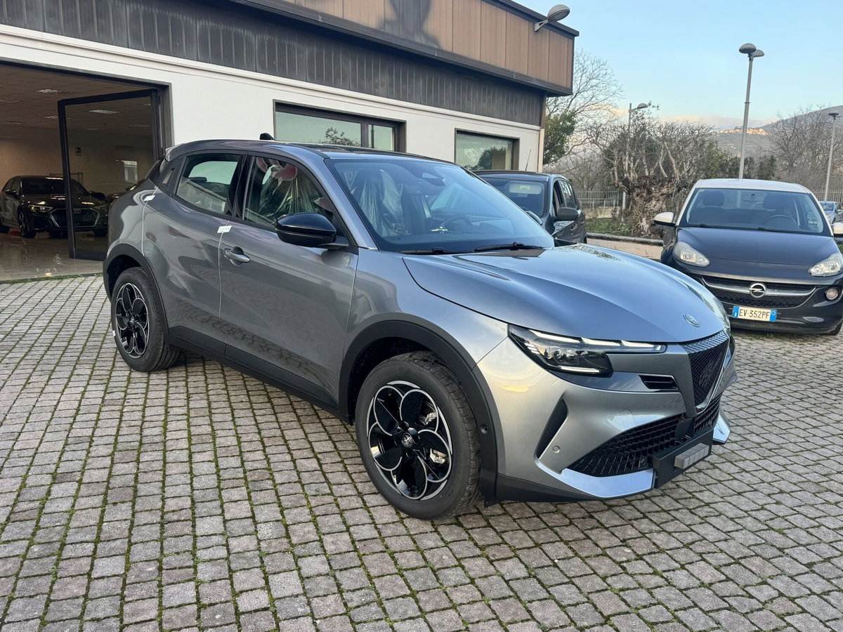 Alfa Romeo Junior 1.2 ibrida 145cv edct6
