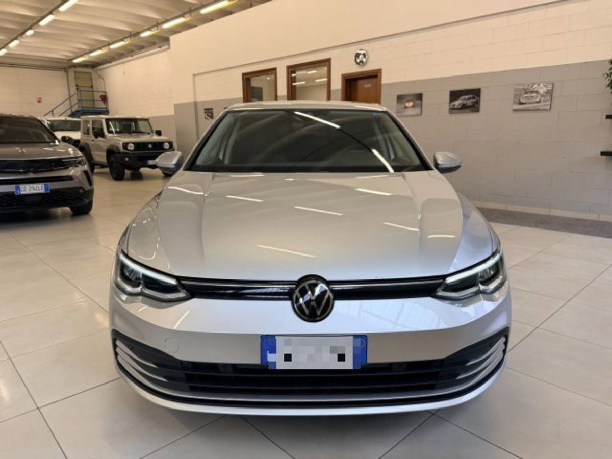 Volkswagen Golf Variant 2.0 TDI SCR DSG Life (2)