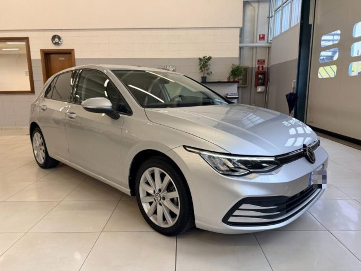 Volkswagen Golf Variant 2.0 TDI SCR DSG Life (3)