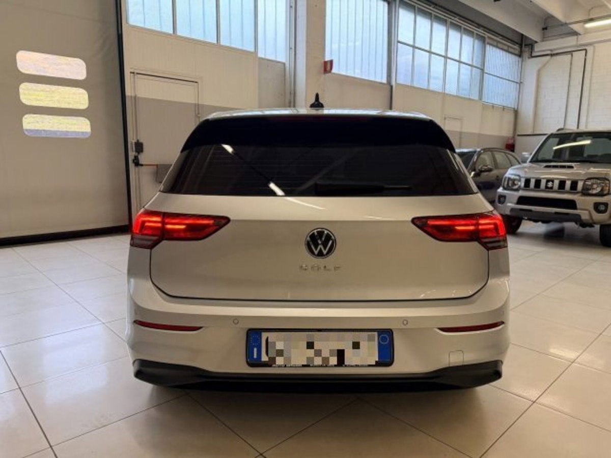 Volkswagen Golf Variant 2.0 TDI SCR DSG Life (6)