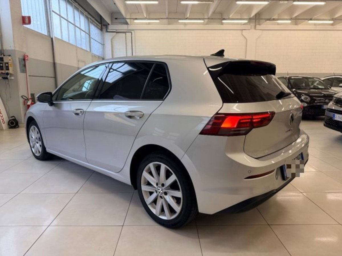 Volkswagen Golf Variant 2.0 TDI SCR DSG Life (7)