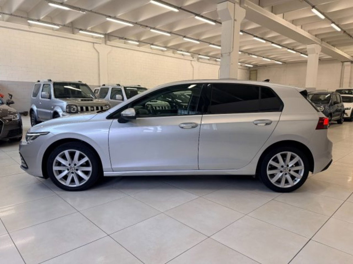 Volkswagen Golf Variant 2.0 TDI SCR DSG Life (8)