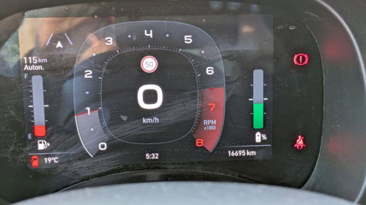 Fiat Panda Cross 1.0 firefly hybrid Cross s&s 70cv 5p.ti (8)