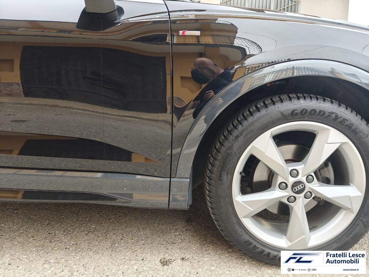 Audi Q3 Sportback 35 2.0 tdi S line edition s-tronic (12)