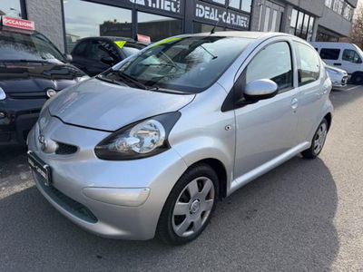 Toyota Aygo 1.0 12V VVT-i 5 porte usata