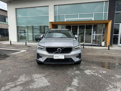 Volvo XC40 T2 automatico Essential usata