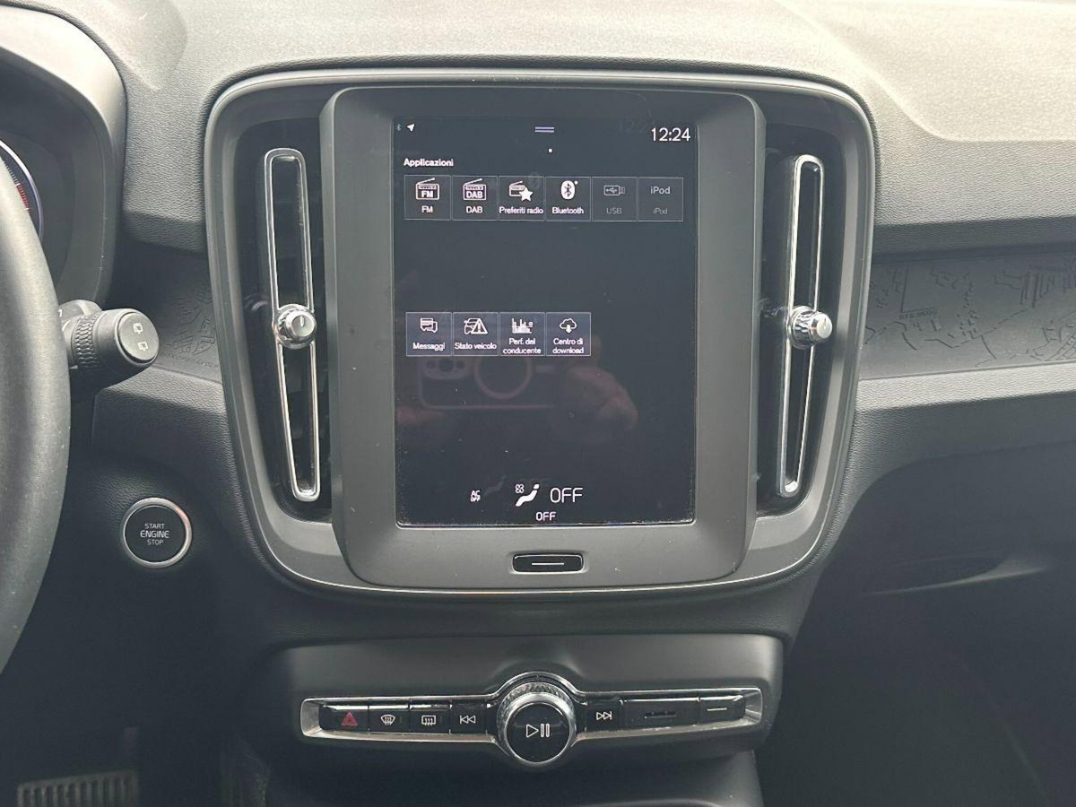 Volvo XC40 T2 automatico Essential (12)