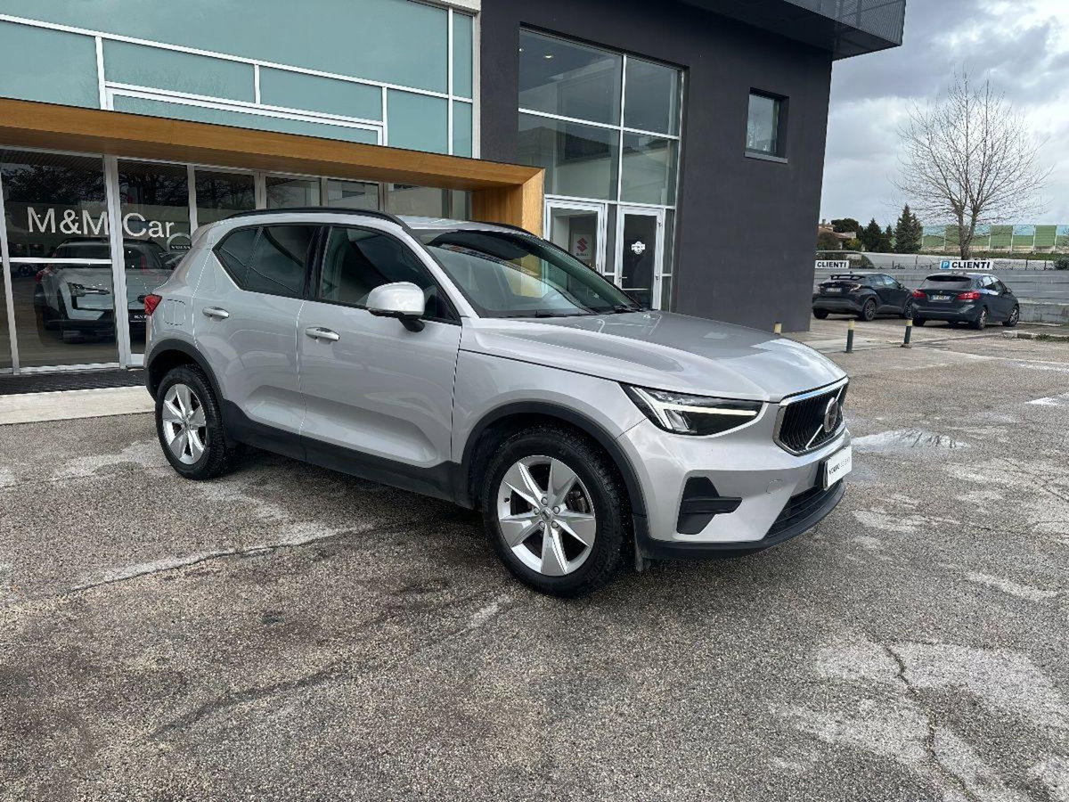 Volvo XC40 T2 automatico Essential